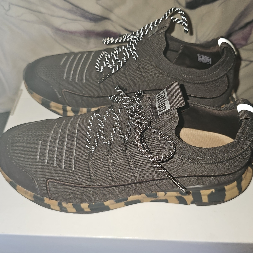 FitFlop ergonomic footwear from the UK! Worn once.